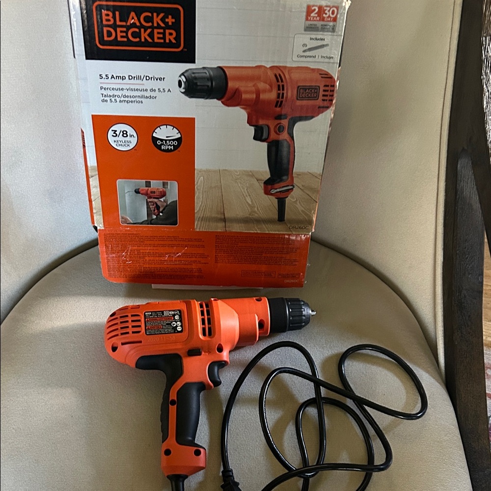 Black & Decker Orange Corded Drill